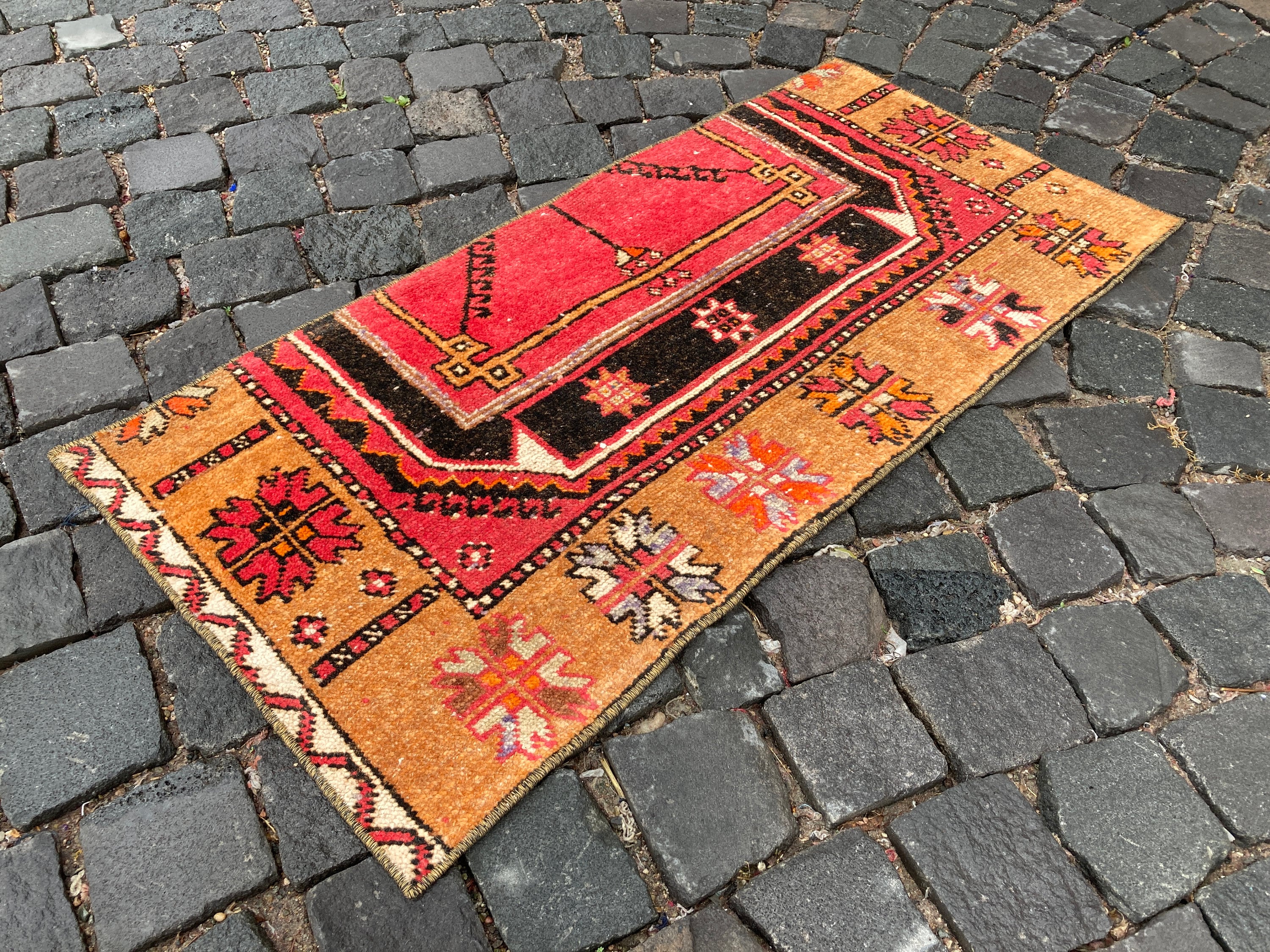 Bath rug Small rug Vintage rug Wool rug Home decor Bath | Etsy