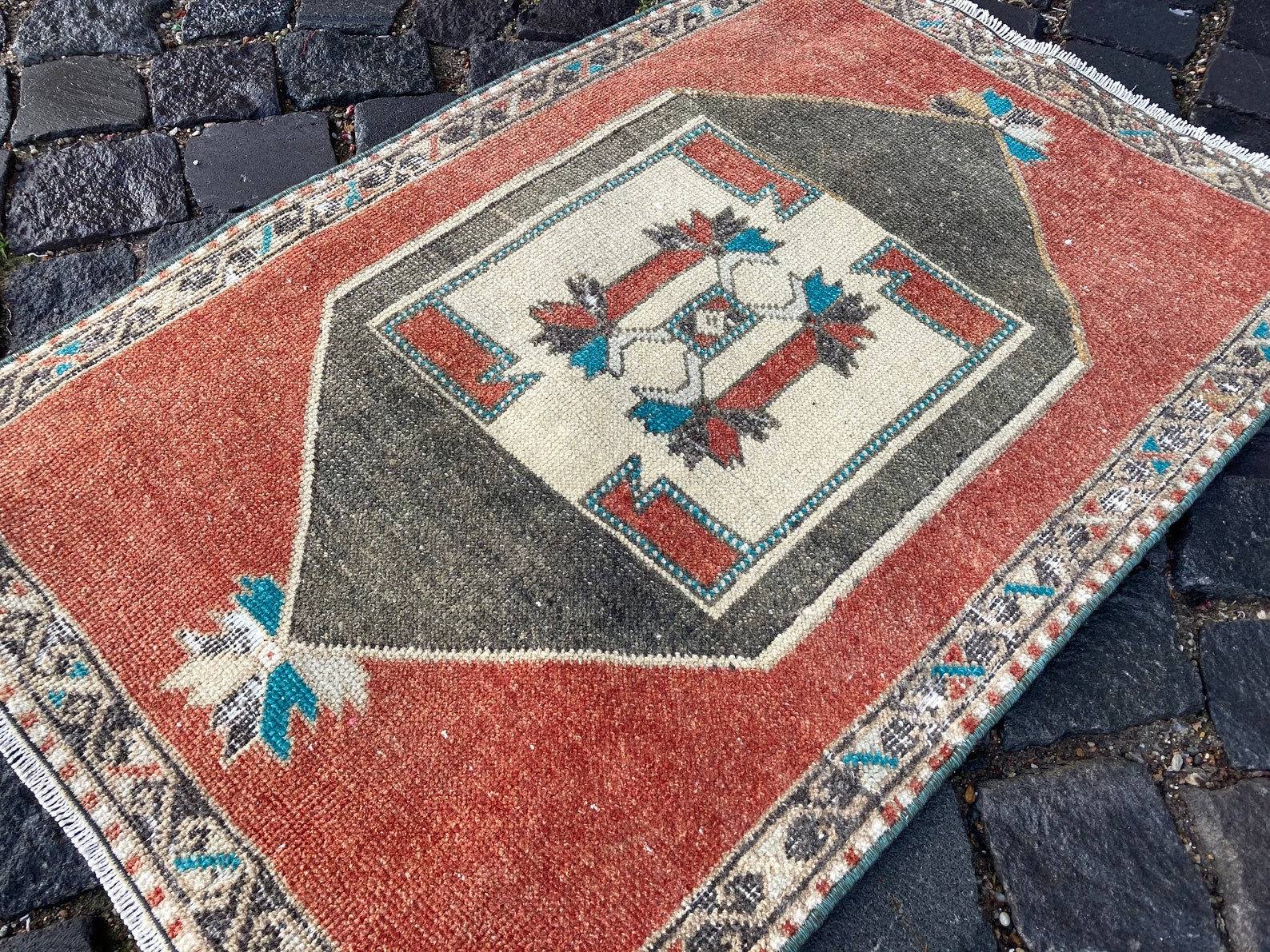 Ethnic rug Vintage rug Boho decor Handmade rug Wool rug Etsy