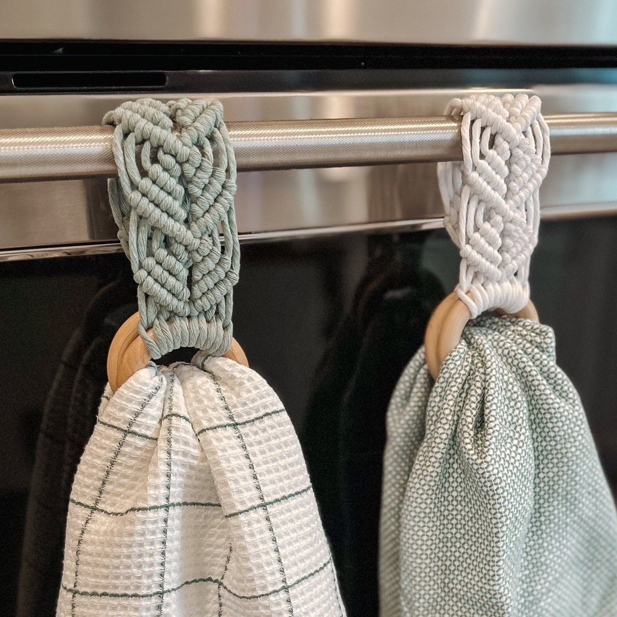 Kitchen Towel Holder ~ Macrame Towel Holder ~ Tea Towel Holder ~ Boho Decor ~ Boho Kitchen Decor ~ Gift Idea - Etsy