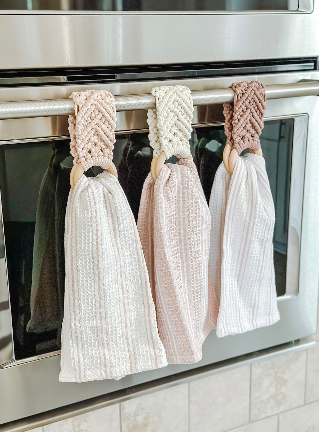 mikumiku美品*HUG Ō WäR*リネン カフタンWP Kitchen Towel Holder ~ Macrame Towel Holder ~ Tea Towel Holder