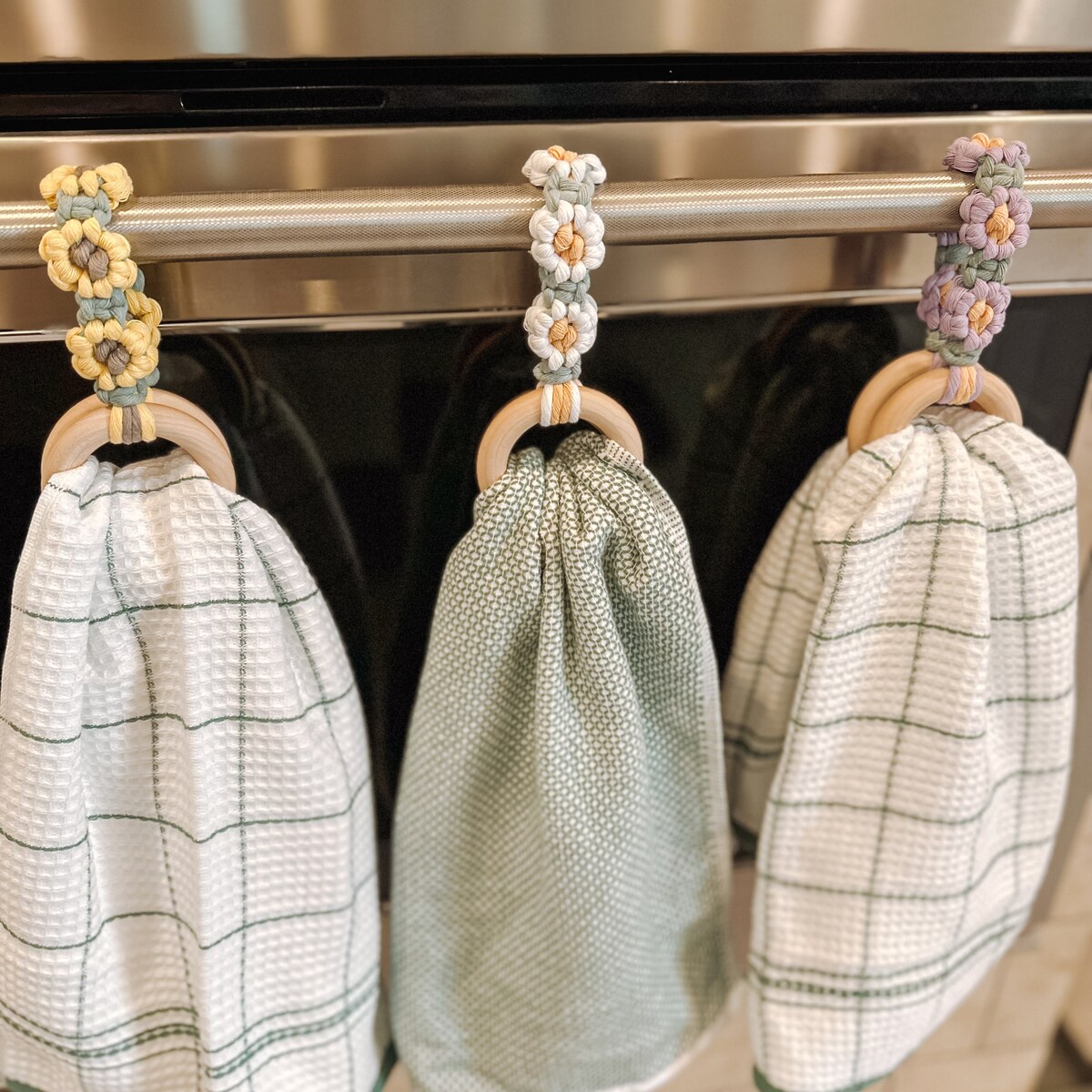 Kitchen Towel Holder Daisy Macrame Towel Holder Tea Towel Holder Boho Decor Spring Boho Kitchen Decor Gift Idea - Etsy