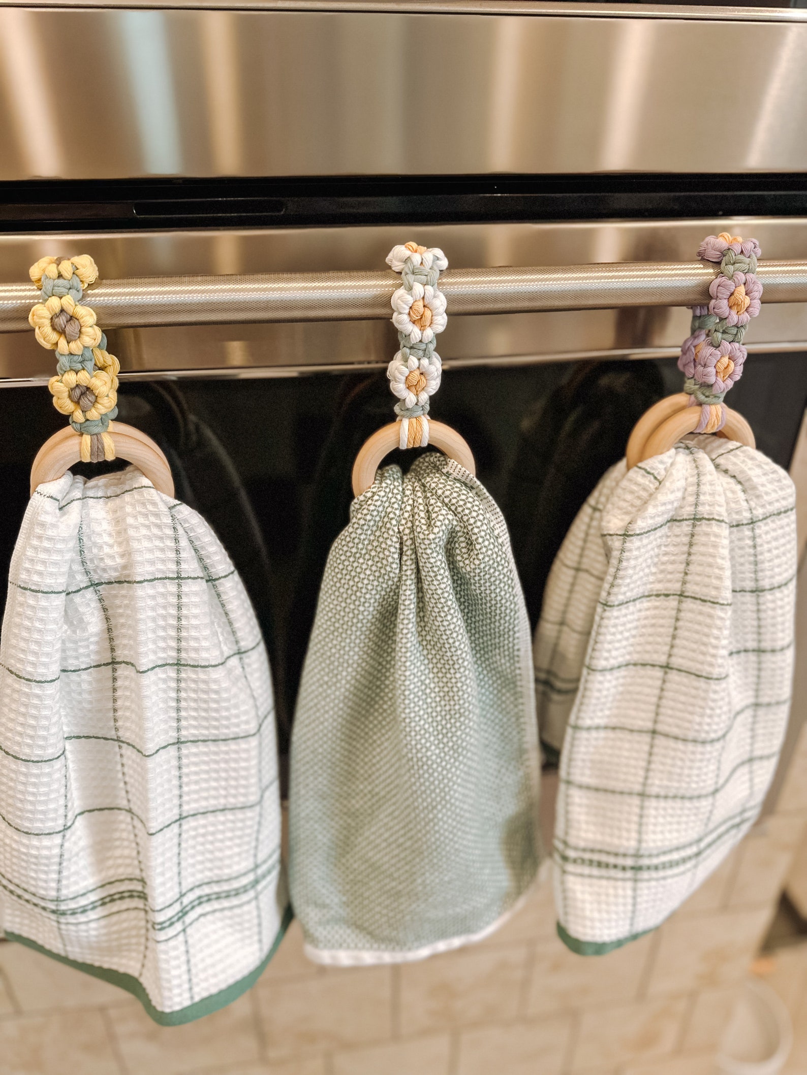 Kitchen Towel Holder Daisy Macrame Towel Holder Tea Towel Holder Boho ...