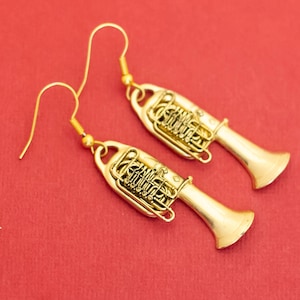Vintage Gold Tone Abstract Trumpet Dangle Earrings - F39