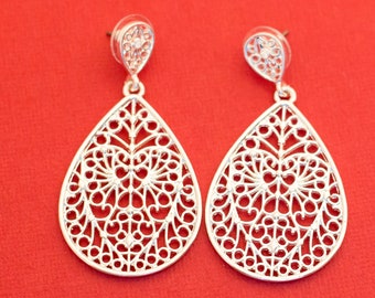 Silver Heart Pattern Bridal/Prom/Party Dangle Earrings F14