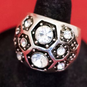 Size 8, Vintage Art Deco Colorless Rhinestones Silver Tone Adjustable Ring - F33
