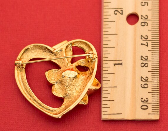 Vintage Gold Tone Heart and Bow Brooch with Faux … - image 2