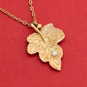Naszyjnik z diamentami w odcieniu złota w stylu vintage, 17 cali, firmy Avon F20