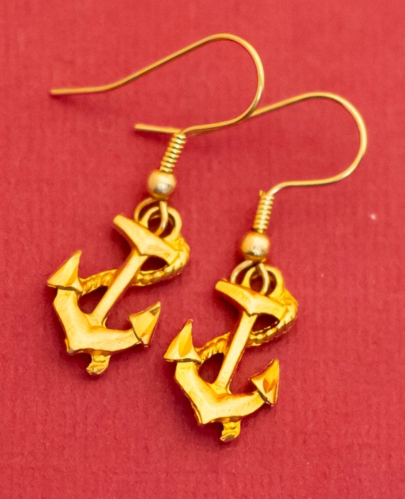 Vintage Gold Tone Anchor Nautical Dangle Earrings… - image 1