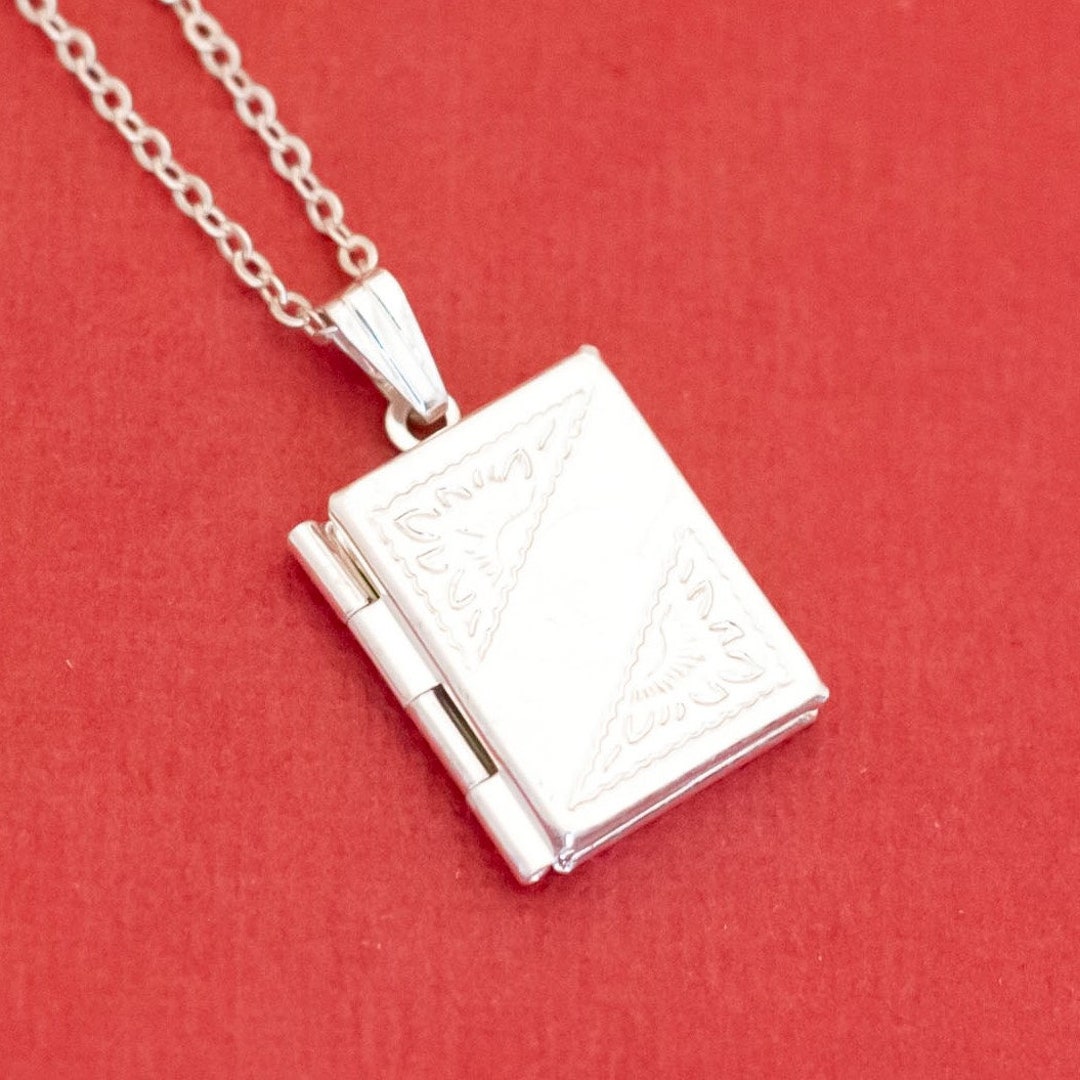 18 Inch, Vintage Silver Tone Book Shaped Pendant Locket