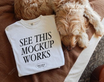 Mockup di maglietta White Comfort Colors 1717: mamma di cuccioli e cani (file digitale JPEG)
