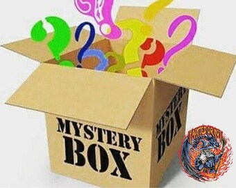 Mystery Box Miniatures + Mystery Dice Sets D&D Fantasy |box of 5 minis + bases included| No Duplicates. Randomly chosen Dice sets