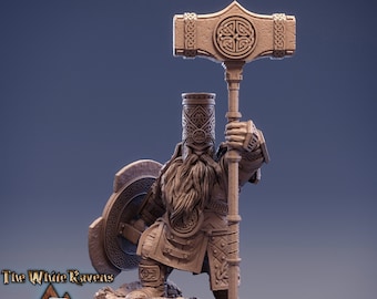 Dwarf Fighter Cleric of Tempus |Dungeons and Dragons | 28mm,32mm,54mm, 75mm, 100mm Scale|Pathfinder Mini for Painting | Daybreak Miniatures