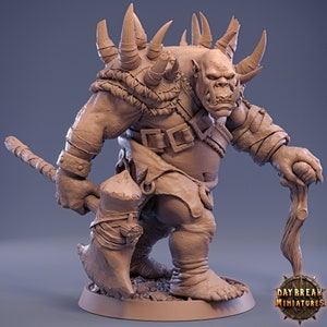 Ogre with Battle Axe | 28mm & 32mm Scale | 73mm Tall | Dungeons and Dragons | Pathfinder Oger | Daybreak Miniatures | Tabletop RPG |