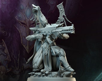 Sci-Fi Miniature Space Elf, Highblood Lancer | 5 Sizes Scales Exclusive | Resin Mini