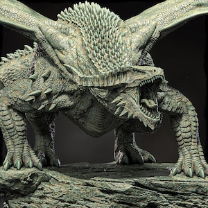 Chromatic Dragon (4 sizes) D&D 5e Unpainted Miniature | 250mm Long, 280mm Wing Span | Resin Dragon Statue | Figurine Dungeons and Dragons 5e