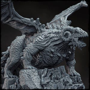 Chromatic Dragon (4 sizes) D&D  Unpainted Miniature |  250mm Long, 250mm Wing Span | Resin Dragon Statue | Figurine  Dungeons and Dragons 5e