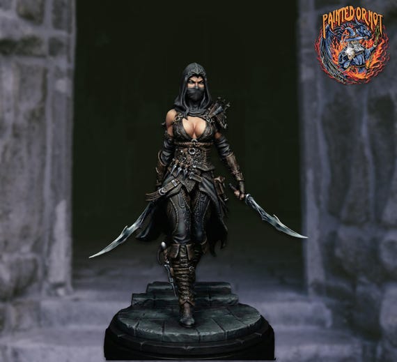 Female Rogue with Daggers, PaintedOrNot Original Design Unpainted Mini | 5 Sizes /Scales