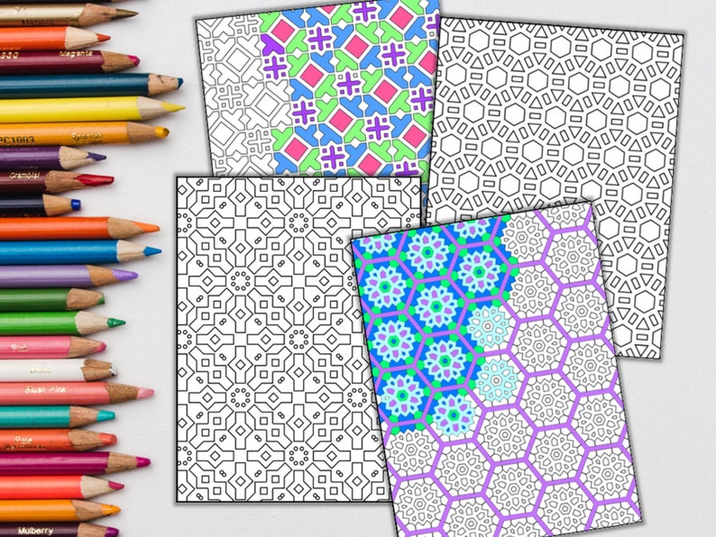 Peut inclure: Quatre pages &agrave; colorier imprimables pr&eacute;sentant des motifs g&eacute;om&eacute;triques complexes. Les motifs comprennent un m&eacute;lange de carr&eacute;s, de cercles et d'hexagones. Les pages sont en noir et blanc, pr&ecirc;tes &agrave; &ecirc;tre color&eacute;es.