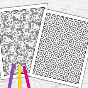 Peut inclure: Deux pages &agrave; colorier imprimables avec des motifs g&eacute;om&eacute;triques. La premi&egrave;re page pr&eacute;sente un motif d'&eacute;toiles r&eacute;p&eacute;titif. La deuxi&egrave;me page pr&eacute;sente un motif de carr&eacute;s r&eacute;p&eacute;titif.