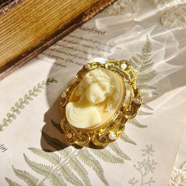 Goddess Lady Cameo Gold Pin and Pendants · Large Cameo Pandent · Cameo Brooch · Victorian Necklace · Vintage Cameo · Lady Cameo Jewelry