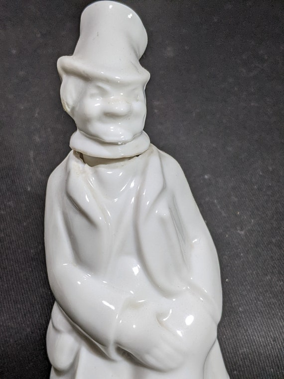 Jaunty Hobo, German Porcelain Figural Perfume - image 4