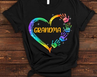 Grand-mère Maman Coeur Empreinte de main PNG, Grand-mère Coeur avec 4 mains PNG coloré, 4 mains colorées PNG