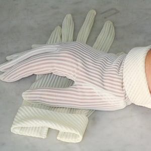 White vintage gloves. white retro gloves, elegant gloves, wedding gloves