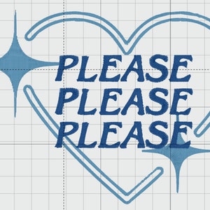 Puede incluir: Diseño bordado azul de un corazón con las palabras "PLEASE PLEASE PLEASE" en su interior. El corazón está delineado con dos líneas y tiene una estrella a cada lado.