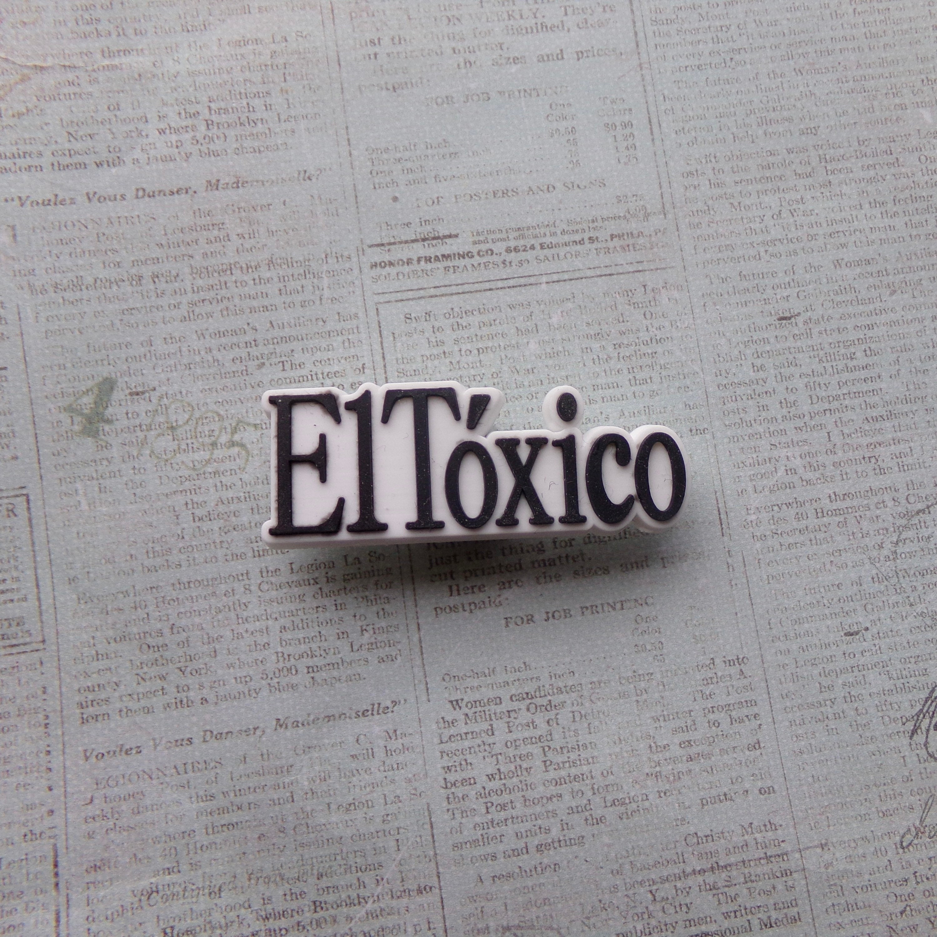 El Toxico Photographic Print for Sale by lefthighkick