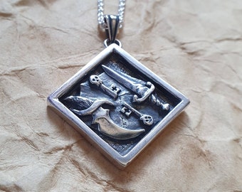 DnD Rogue Silver Pendant, D&D Player Gift, Dungeons and Dragons Necklace, Thief Jewellery, Dice Jewelry, Silver Dragons Hoard Collection