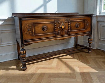 Aparador antiguo de estilo neojacobino / Aparador estilo Tudor de nogal / Credenza de madera tallada / Mueble señorial inglés vintage / Comedor antiguo