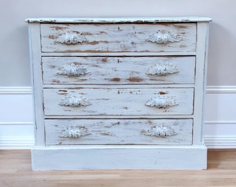 Impresionante cómoda vintage de estilo rústico, muebles de playa, cómoda, cómoda blanca para dormitorio, cómoda playera, estilo shabby chic, madera maciza.