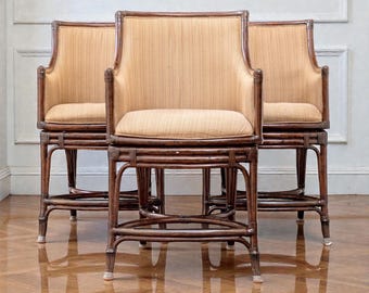 Juego de 3 sillas giratorias vintage de ratán / Sillones tipo club Hollywood Regency Coastal Barrel / Sillones tapizados de bambú tropical / Vintage