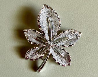 Vintage 1968 Sarah Coventry “Ivy” Brooch | Silver Tone Leaf Pin | Mid Century Costume Jewelry | Signed Sarah Coventry Brooch