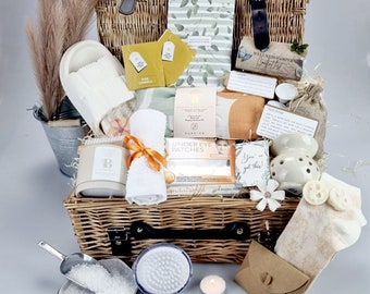 Wellness Spa Hamper, Relaxing Self-Care Gift Box, Birthday Pamper Kit