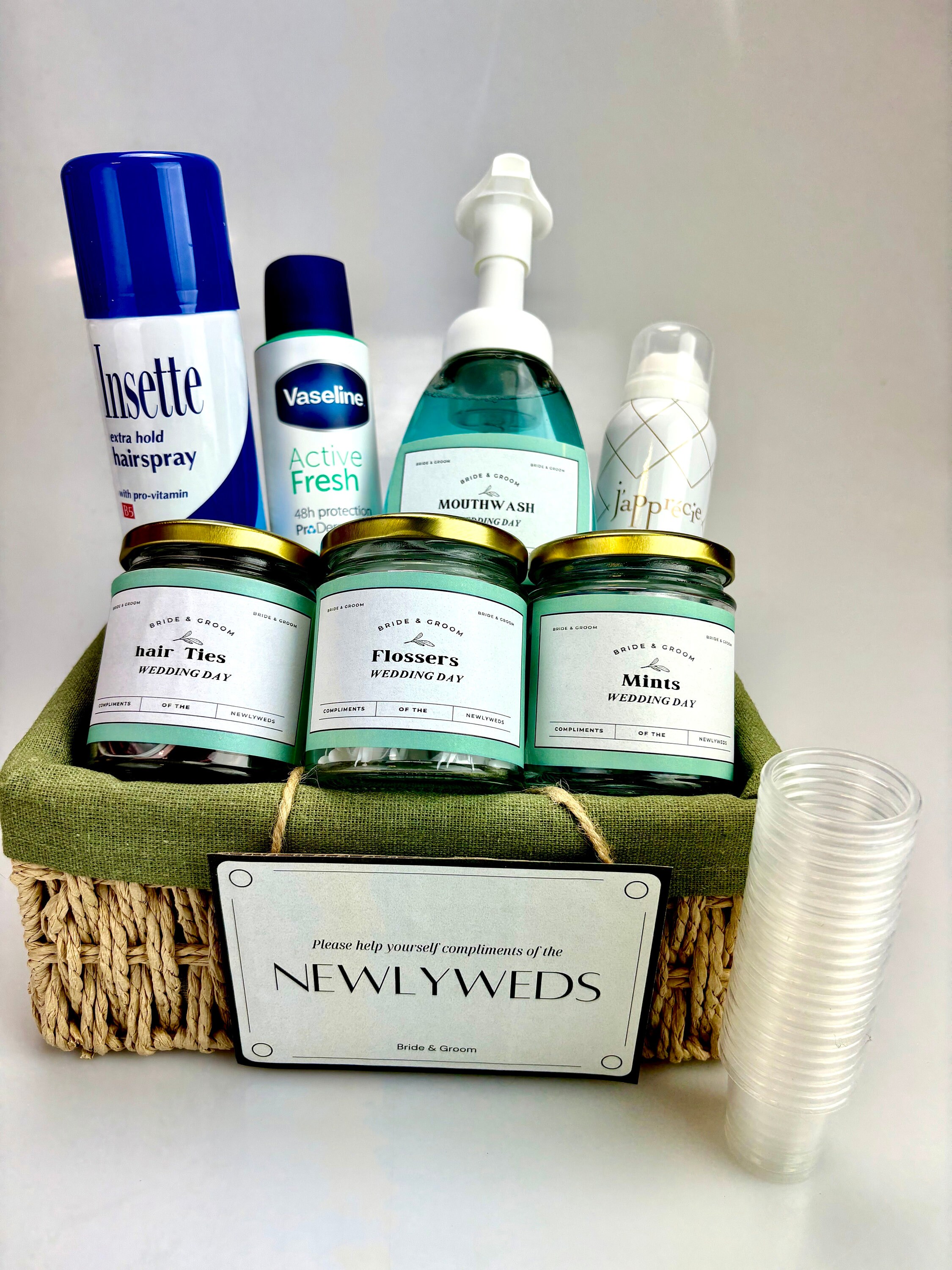 Cesta de baño para bodas con kit de artículos esenciales para damas y caballeros - Caja de amenidades Cesta de bienestar para invitados