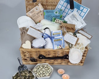 A “hygge” gift box  Wellness Hamper Pamper Spa Kit for Relaxation and Self-Care gift basket