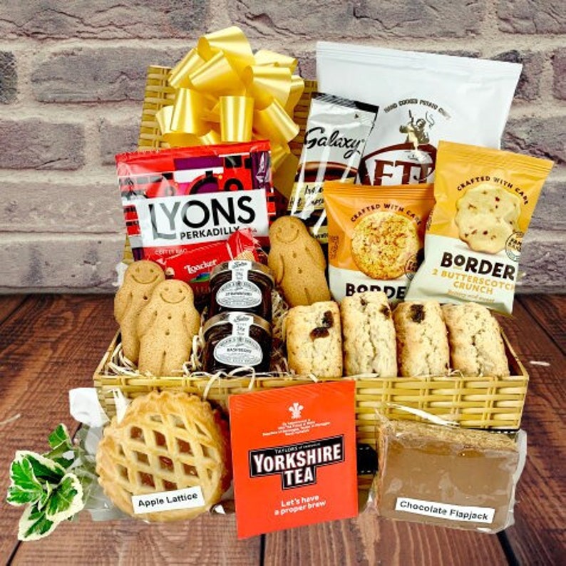 Luxury Afternoon Tea Hamper Gift Box - British Treats, Vegetarian Mum ...