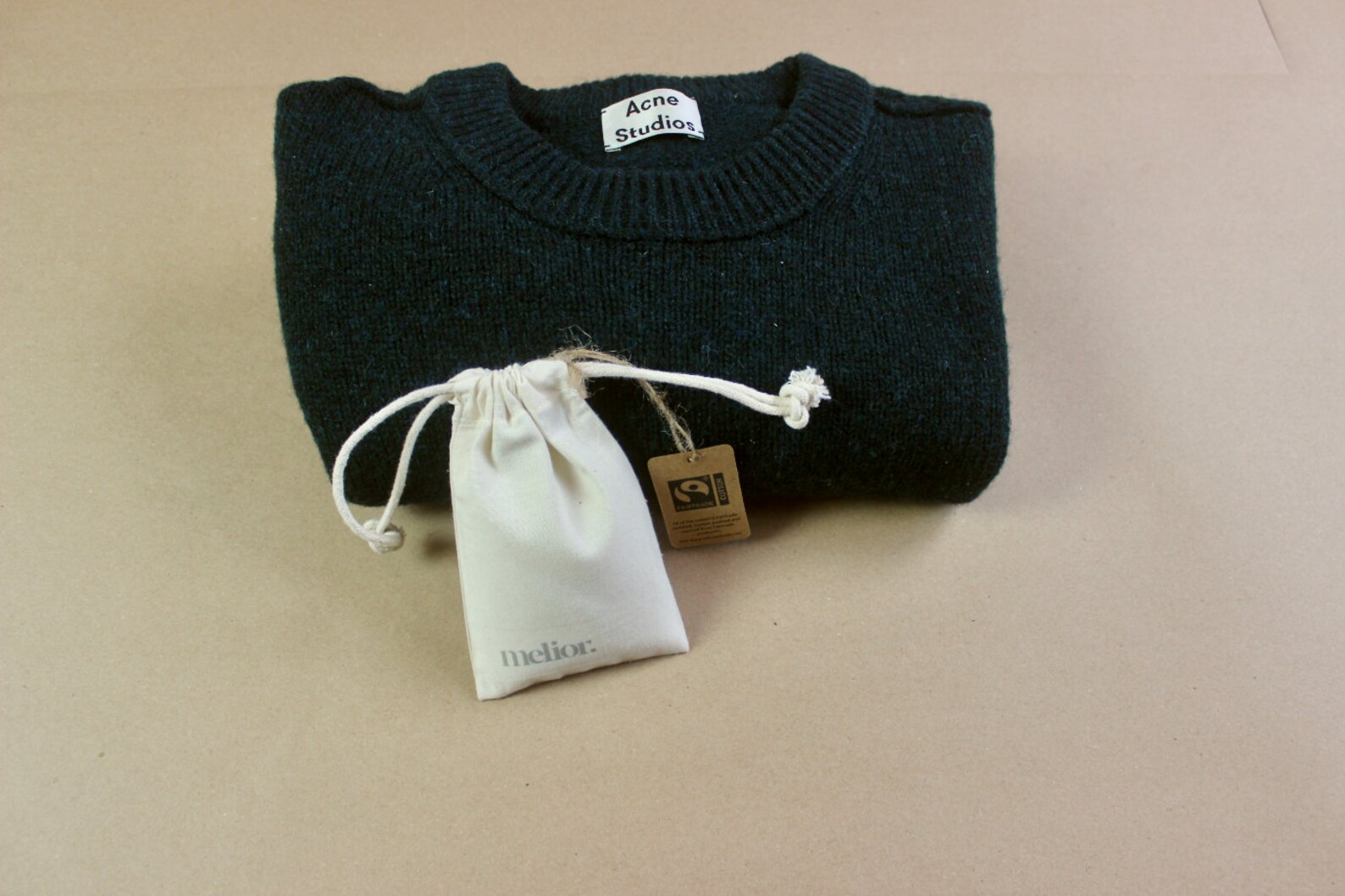 Cedro Bolas de Madera Cuidado De La Ropa Almacenamiento Cajón | Etsy