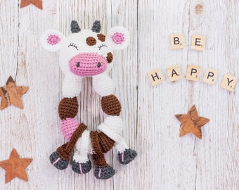 Baby cow crochet rattle pattern | Amigurumi cow pattern | Baby shower gift DIY | Newborn toy | Softie little cow | Neutral gender