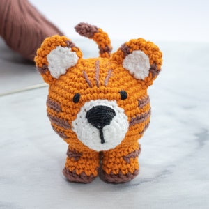 Chubby Tiger amigurumi pattern. Mini Tiger crochet pattern. Stuffed animal DIY