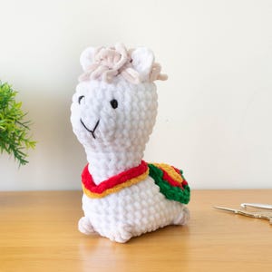 Low-Sew Crochet Llama Pattern | Chunky Amigurumi Farm Animal | Beginner-Friendly Toy Plush