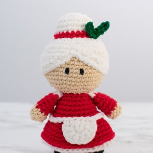Crochet Mini Mrs. Claus amigurumi pattern Mrs. Claus Christmas ornament crochet pattern Video tutorial image 2