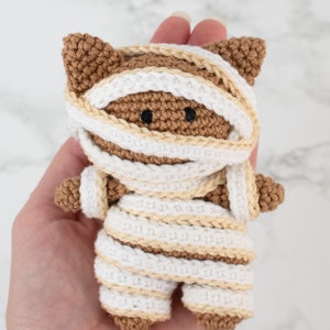 Mummy Cat amigurumi pattern. Halloween cat crochet pattern. Crochet amigurumi Mummy cat image 6