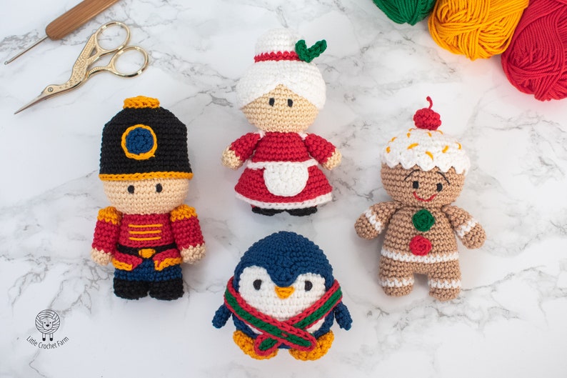 Crochet Mini Mrs. Claus amigurumi pattern Mrs. Claus Christmas ornament crochet pattern Video tutorial image 10