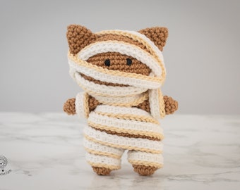 Mummy Cat amigurumi pattern. Halloween cat crochet pattern. Crochet amigurumi Mummy cat