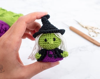 Evil Witch mini amigurumi pattern | Mini Witch Halloween ornament crochet pattern | Video tutorial