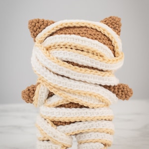 Mummy Cat amigurumi pattern. Halloween cat crochet pattern. Crochet amigurumi Mummy cat image 3