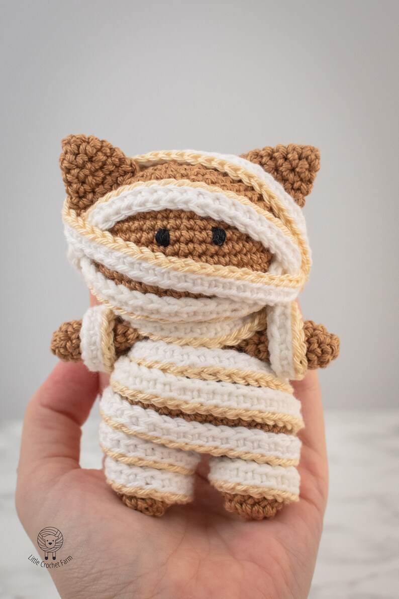 Mummy Cat amigurumi pattern. Halloween cat crochet pattern. Crochet amigurumi Mummy cat image 4