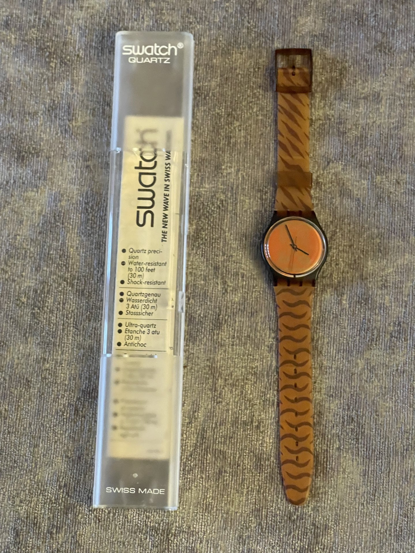 Swatch Watch GF103  display picture 1